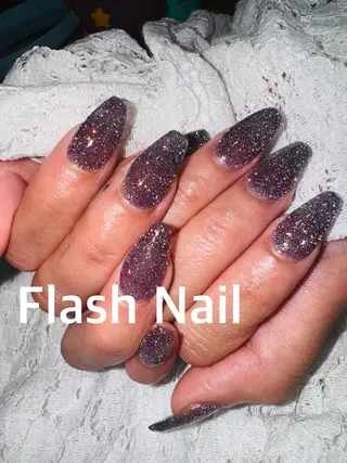 ネイル nail salon　neige所属・向井 唯紀世のネイルデザイン