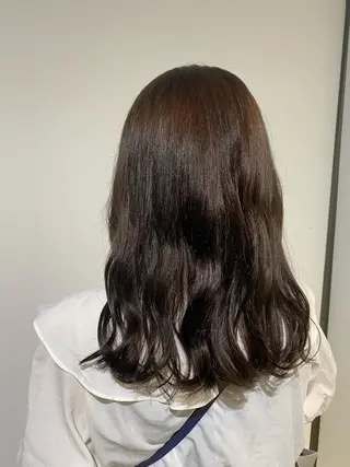 ロング カラー 伊藤 歩のヘアスタイル