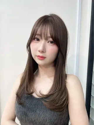 ロング 🍑暖色／レイヤー／ 真希🎀のヘアスタイル