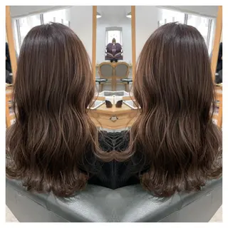 ロング カラー 村山 茉衣のヘアスタイル