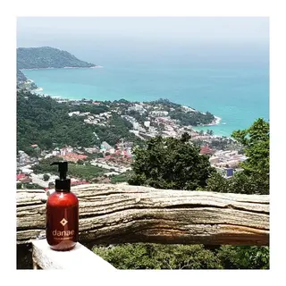 セミロング カラー 髪の病院ルーミールーム所属・髪の病院  ルーミールームのヘアスタイル