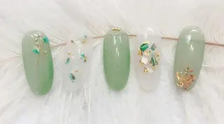 ネイル マジックミラー所属・マジック ミラーのネイルデザイン