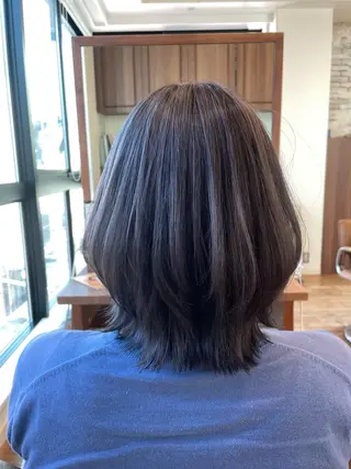 ミディアム 山本　恵 (やまもと  けい)のヘアスタイル