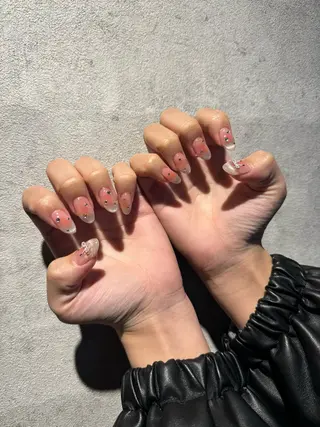 ネイル 濱岡 咲のネイルデザイン