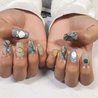 ネイル 奥園 良恵のネイルデザイン