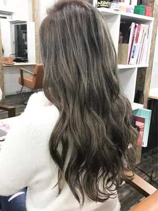 ロング カラー プチプラ&ハイクオ リティ✰Lilly✰のヘアスタイル