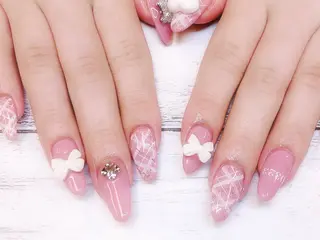 ネイル Rグループ felizのネイルデザイン