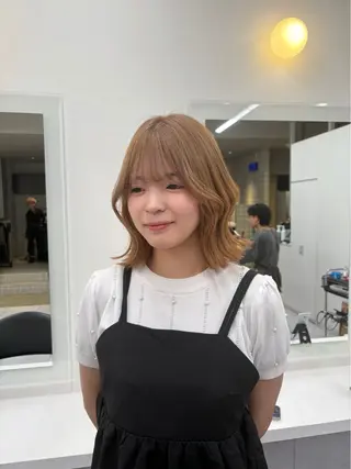 カラー 透明感ベージュ🤎 ナチュラルレイヤーのヘアスタイル