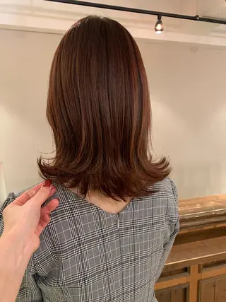 ショート カラー 透明感/オリーブ/ グレージュ/YUKAのヘアスタイル