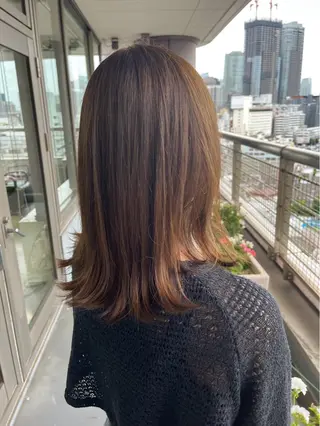 ミディアム カラー 能登 晴子のヘアスタイル