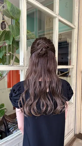 ロング ヘアアレンジ 竹島 綾乃のヘアスタイル