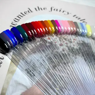 ネイル mison所属・mison 安形友花のネイルデザイン