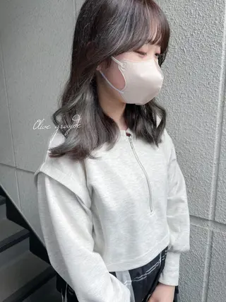 ミディアム カラー カラーパティシエ facce🌼ikoのヘアスタイル