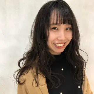 ロング 近藤 千裕のヘアスタイル