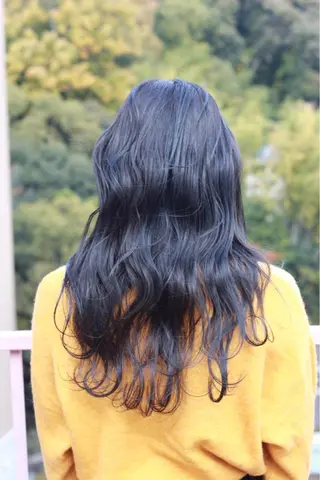 ロング カラー Viage （ビアージュ）のヘアスタイル