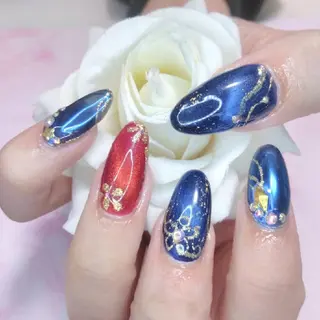 ネイル エステとネイル ローズコンフォートのネイルデザイン