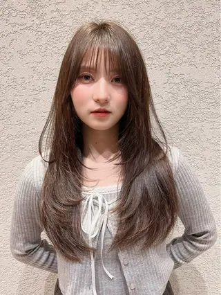 ロング カラー レイヤー/韓国 ハイトーン興津史弥のヘアスタイル