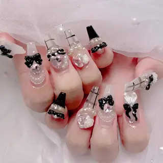 ネイル Mari 🎀六月移転のネイルデザイン