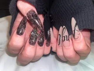 ネイル IROHA NAIL Kurumi🪽🫧のネイルデザイン