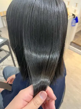 ミディアム dot .tokyo所属・中村 彩夏のヘアスタイル