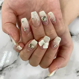 ネイル Basic町田本店 EMIRIのネイルデザイン