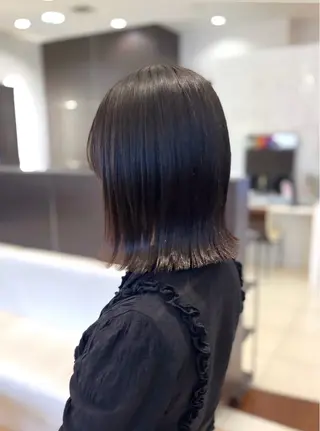 ミディアム ショートカット 🖤ikoiのヘアスタイル