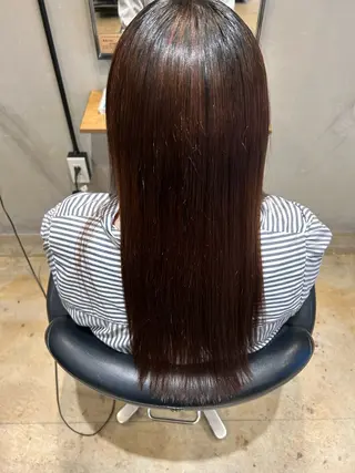 ロング ブリーチ /透明感カラー/のヘアスタイル