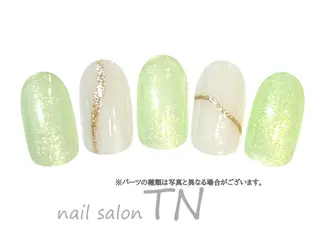 ネイル 矢川 まどかのネイルデザイン