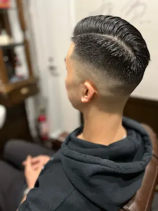 ショート ヒロ銀座バーバーショップ難波店所属・縮毛矯正/パーマ 宮河 惇💈のヘアスタイル