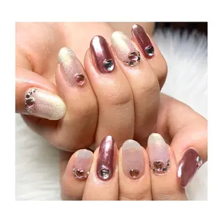 ネイル 駒月 明日香の眉毛・アイブロウイメージ