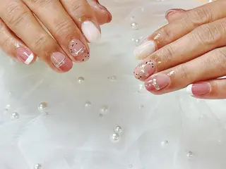 ネイル Hey🌈NAIL 長さ出し専門店のネイルデザイン