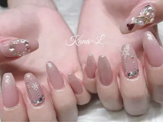 ネイル 芦辺 香奈のネイルデザイン
