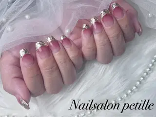 ネイル Nailsalon petille所属・Ｈ azのネイルデザイン