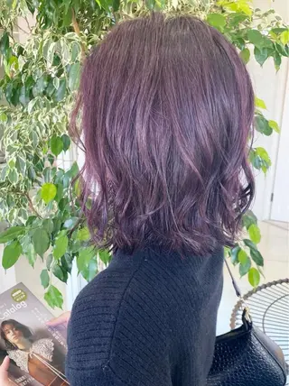 ミディアム カラー 川根 彩のヘアスタイル