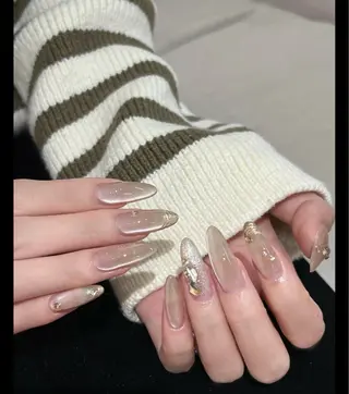 ネイル ハン シカのネイルデザイン