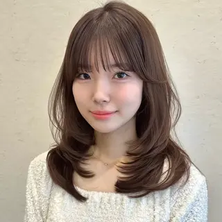 セミロング 🌹ハッシュカット、 レイヤー韓国ヘア🌹のヘアスタイル