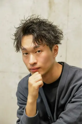 ショート パーマ メンズ alma 後藤 遼斗のヘアスタイル