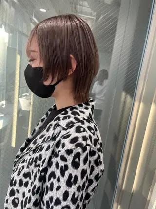 ショート ウルフカット／吉村 桃子のヘアスタイル