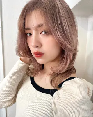 カラー レイヤーカット、 大人可愛い　中村美羅のヘアスタイル