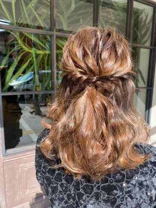 ミディアム ヘアアレンジ 川越 輝梨奈のヘアスタイル