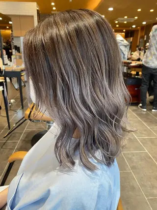 ミディアム Gain池下 レディースのヘアスタイル