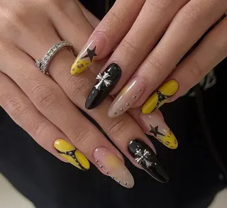 ネイル Pure&Rich Nailのネイルデザイン