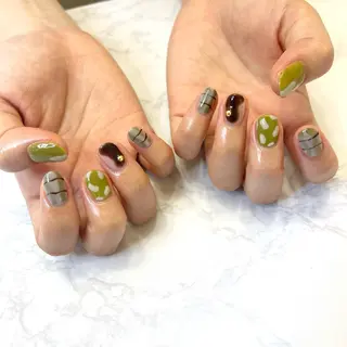 ネイル Elegancia. Hiromiのネイルデザイン