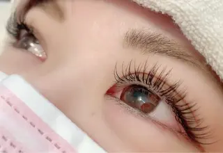 マツエク・マツパ ドーリーラッシュ所属・ドーリーラッシュ 内田のマツエク・マツパデザイン