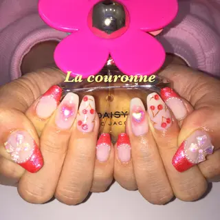 ネイル Lacouronne NATSUMIのネイルデザイン