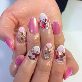 ネイル VIOLUS所属・VIOLUS 関目のネイルデザイン