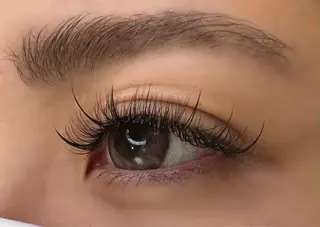 マツエク・マツパ Fameu+ HIMEKAのマツエク・マツパデザイン