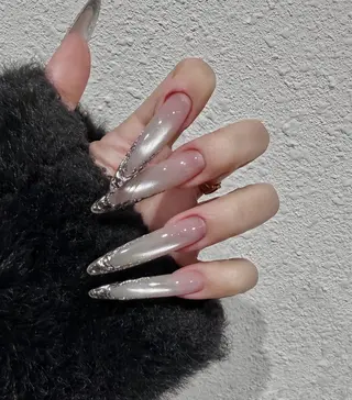 ネイル U.mi Nail Salonのネイルデザイン