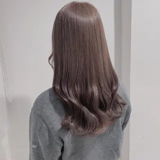 ロング カラー 韓国レイヤー🕊️ 柔らかベージュ🧸のヘアスタイル