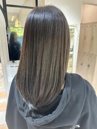 セミロング カラー パーマ 必ず似合わせます/ レイヤー/石戸谷海斗のヘアスタイル